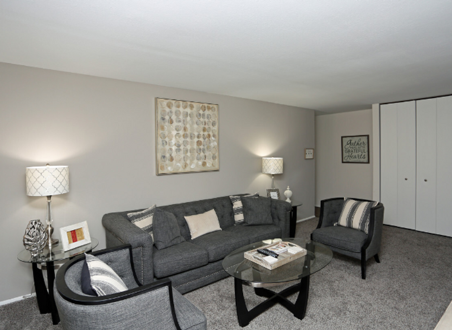 Milwaukee Apartment: 2720 N Frederick Ave / 2727 N Maryland Ave