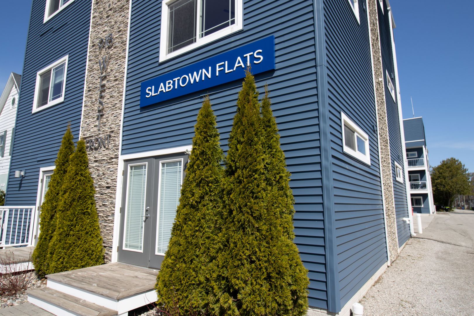 Traverse City Apartment: 918 W. Front St.