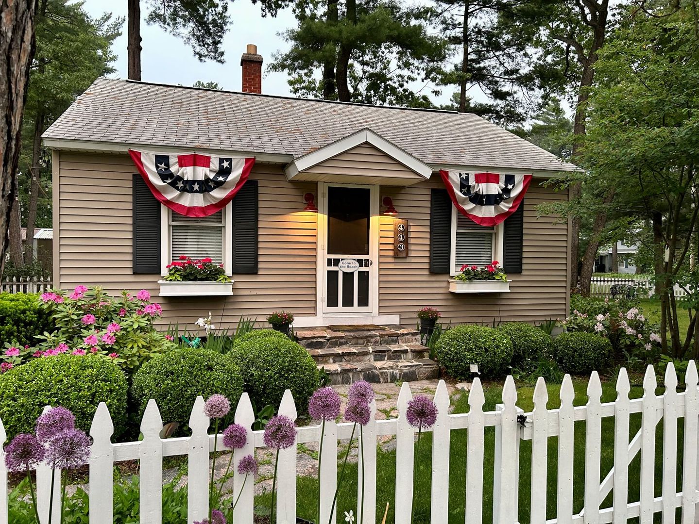 Your Cozy Off-Season Retreat