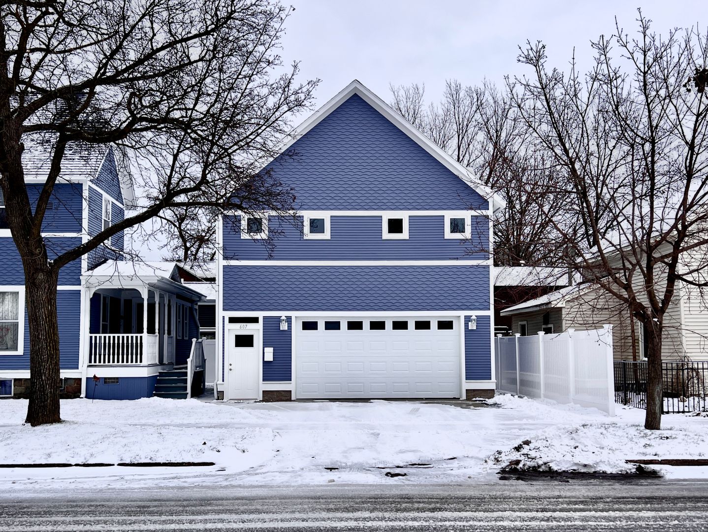 Traverse City House: 607 Pine Street