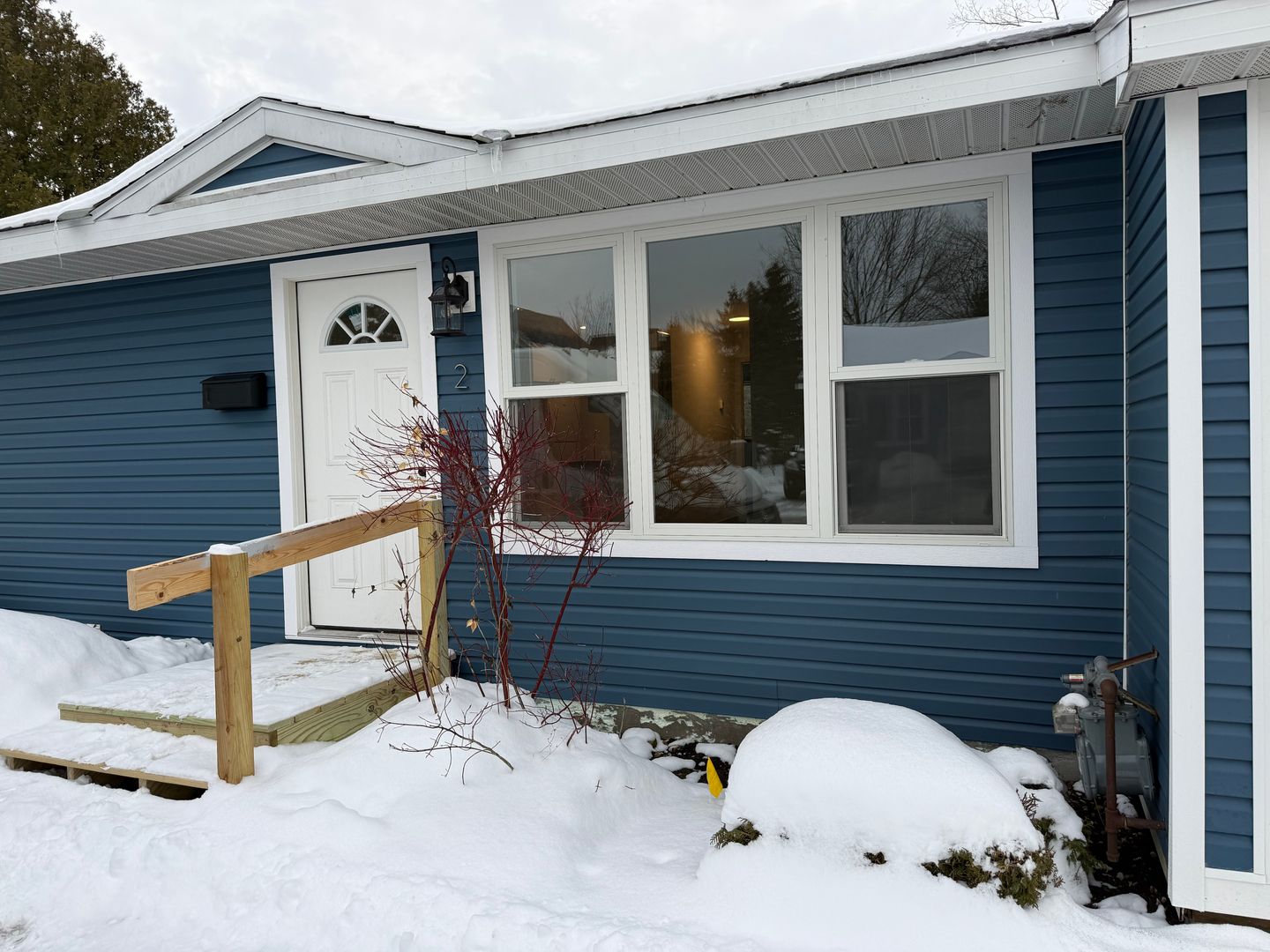 Petoskey Apartment: 616 Ingalls Ave.