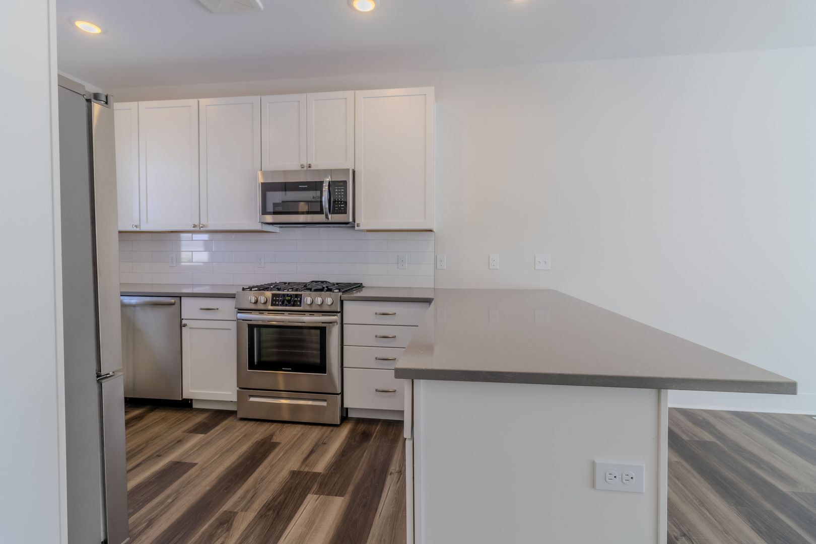 Traverse City Apartment: 1542 Simsbury St.