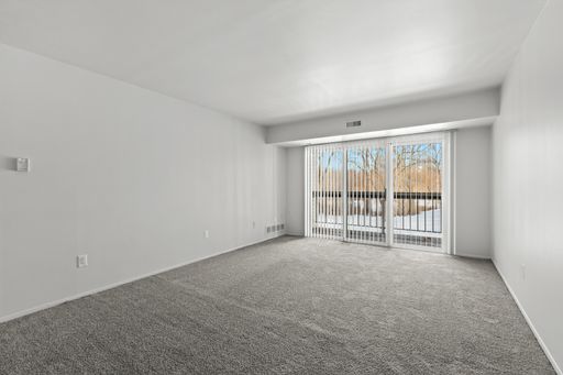 NOW ACCEPTING APPLICATIONS FOR IMMEDIATE MOVE IN! - Spectacular Two Bedroom, Two Bath Apartment – photo 1
