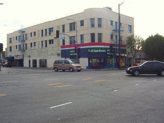 LOS ANGELES Apartment: 2532 DALY STREET