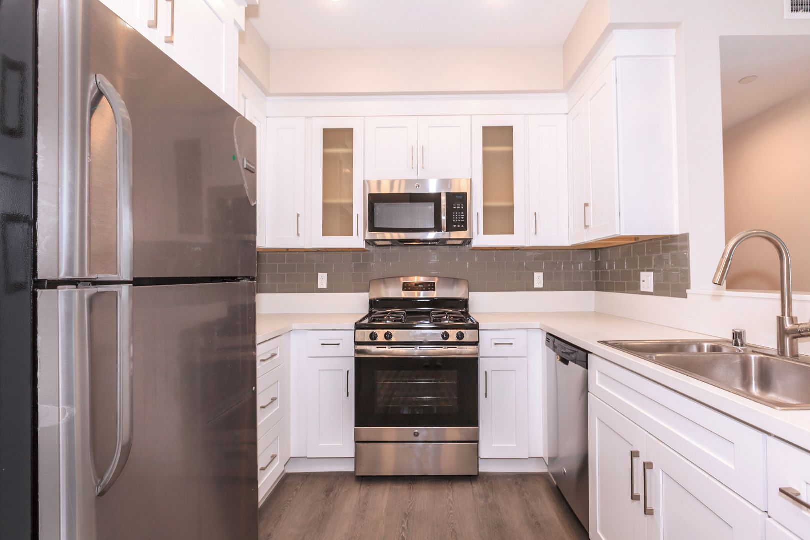 NORTH HOLLYWOOD Apartment: 5514 BONNER AVE.