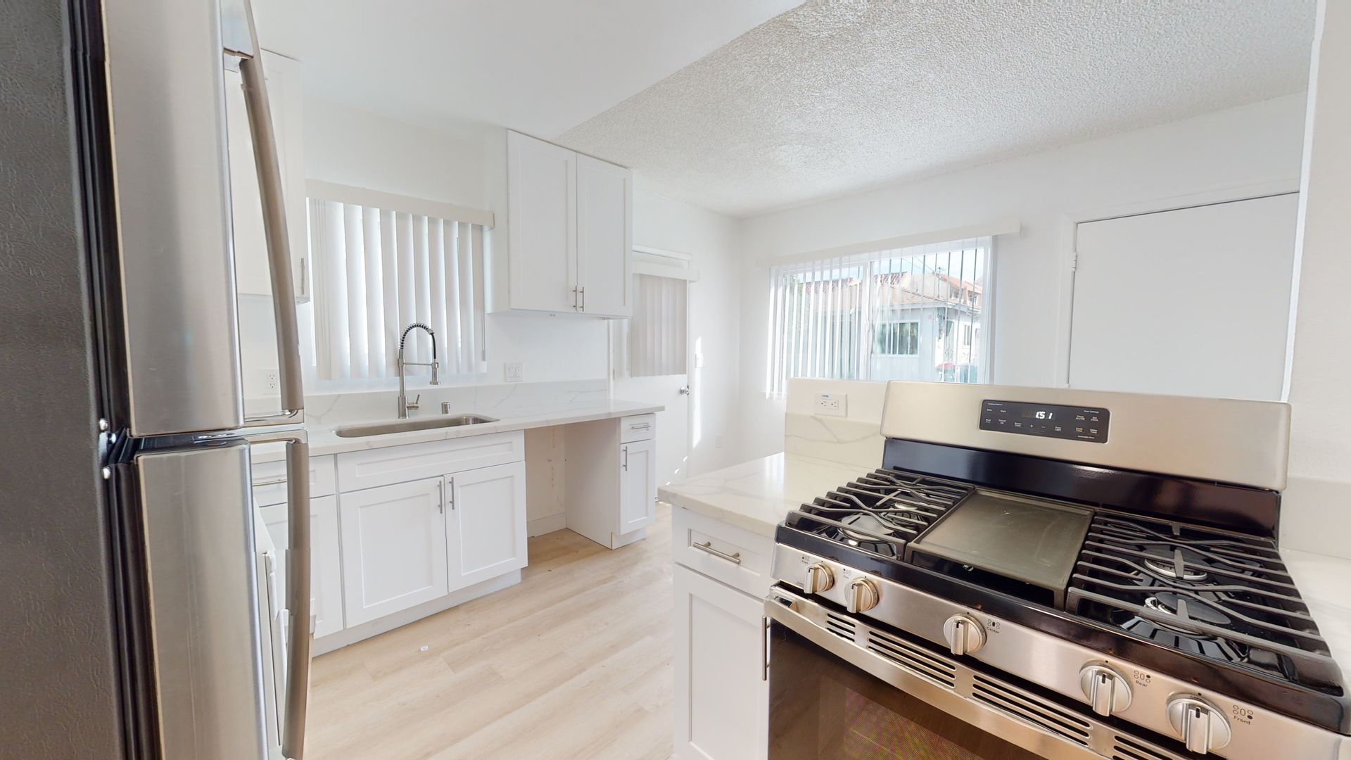 BALDWIN PARK Apartment: 13827 & 13833 LOS ANGELES ST.,