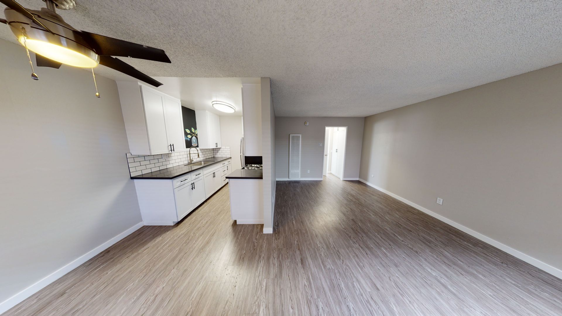 LOS ANGELES Apartment: 343 N. AVENUE 52