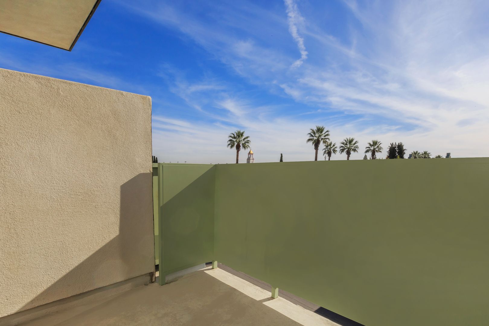 PASADENA Apartment: 1299 E. GREEN STREET