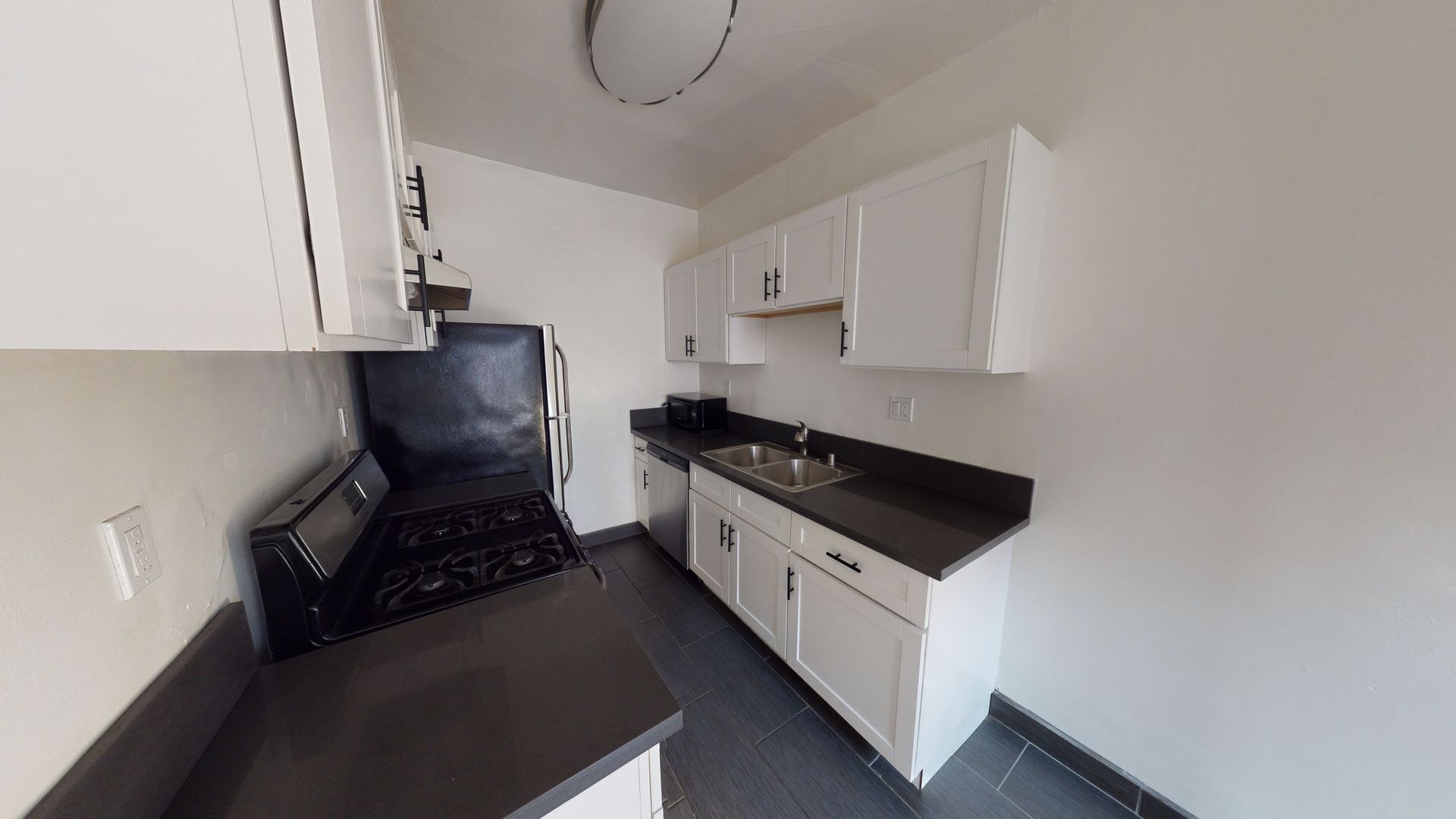 LOS ANGELES Apartment: 1006 S. ORANGE DR.