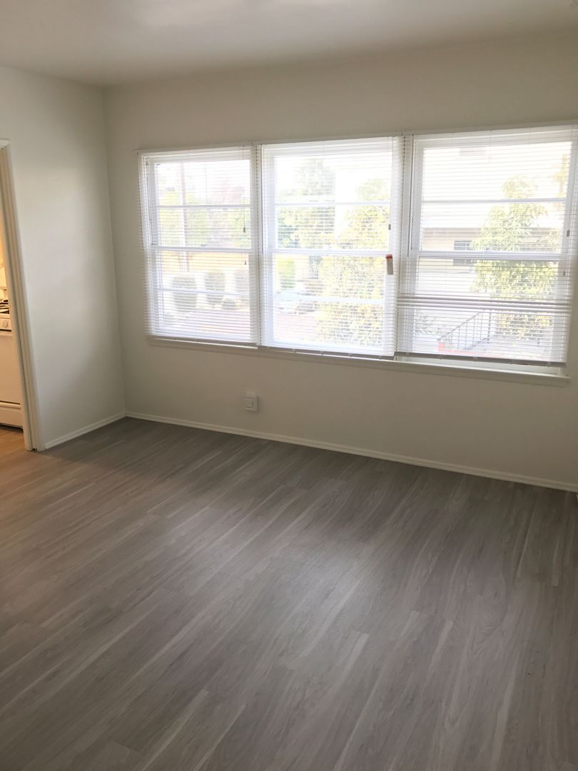 property for rent #7