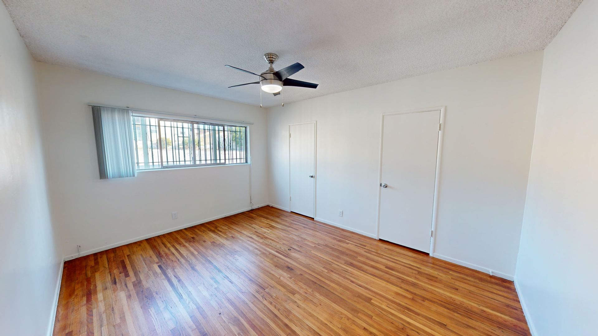 Los Angeles Apartment: 11700 S. Normandie Avenue