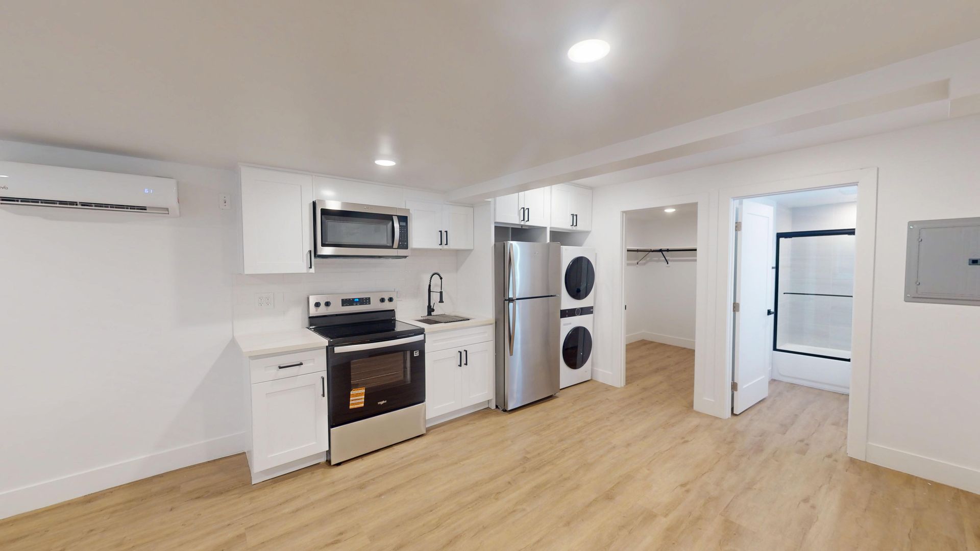 LOS ANGELES Apartment: 1317 ALLESANDRO STREET