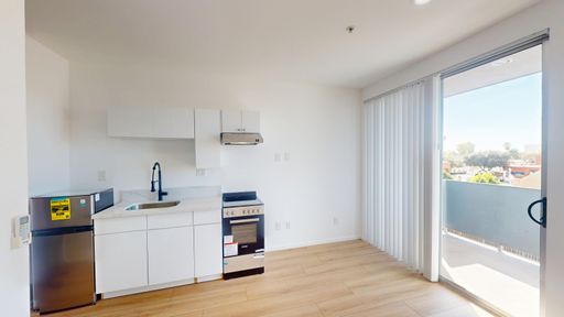 BEAUTIFUL BACHELOR UNITS - NEAR PCC!!