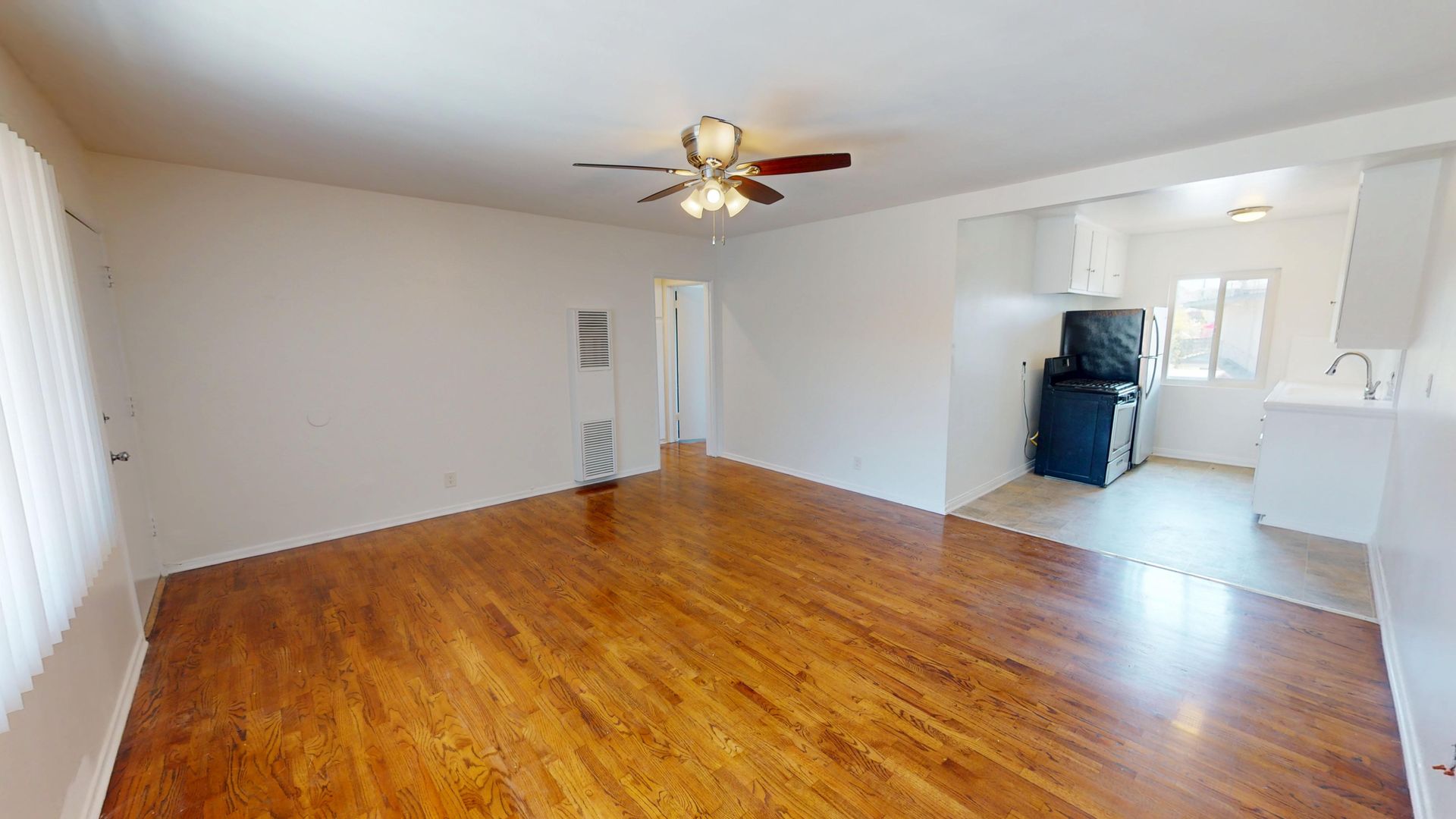 INGLEWOOD Apartment: 626 KEW ST.,