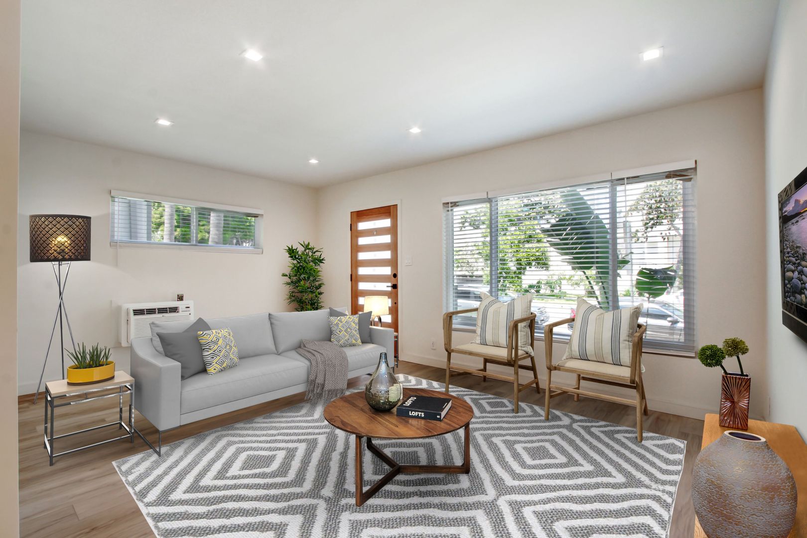 West Hollywood Apartment: 7634 Hampton Ave,