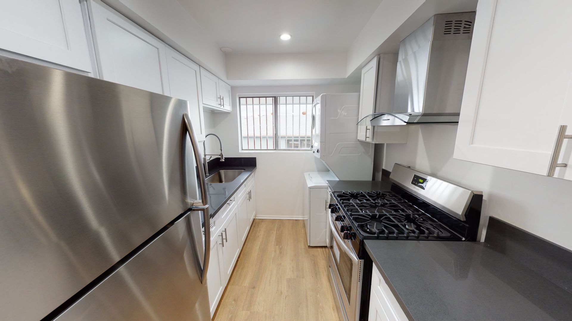 LOS ANGELES Apartment: 1317 ALLESANDRO STREET