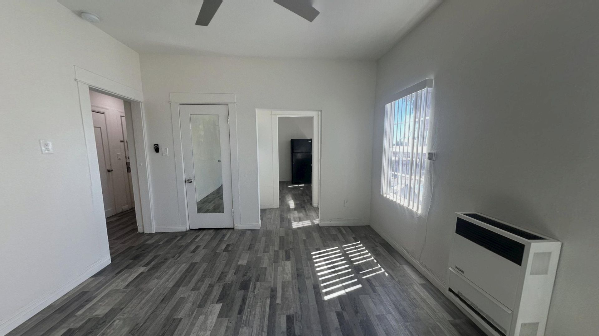 Los Angeles Apartment: 405 N. Soto Street