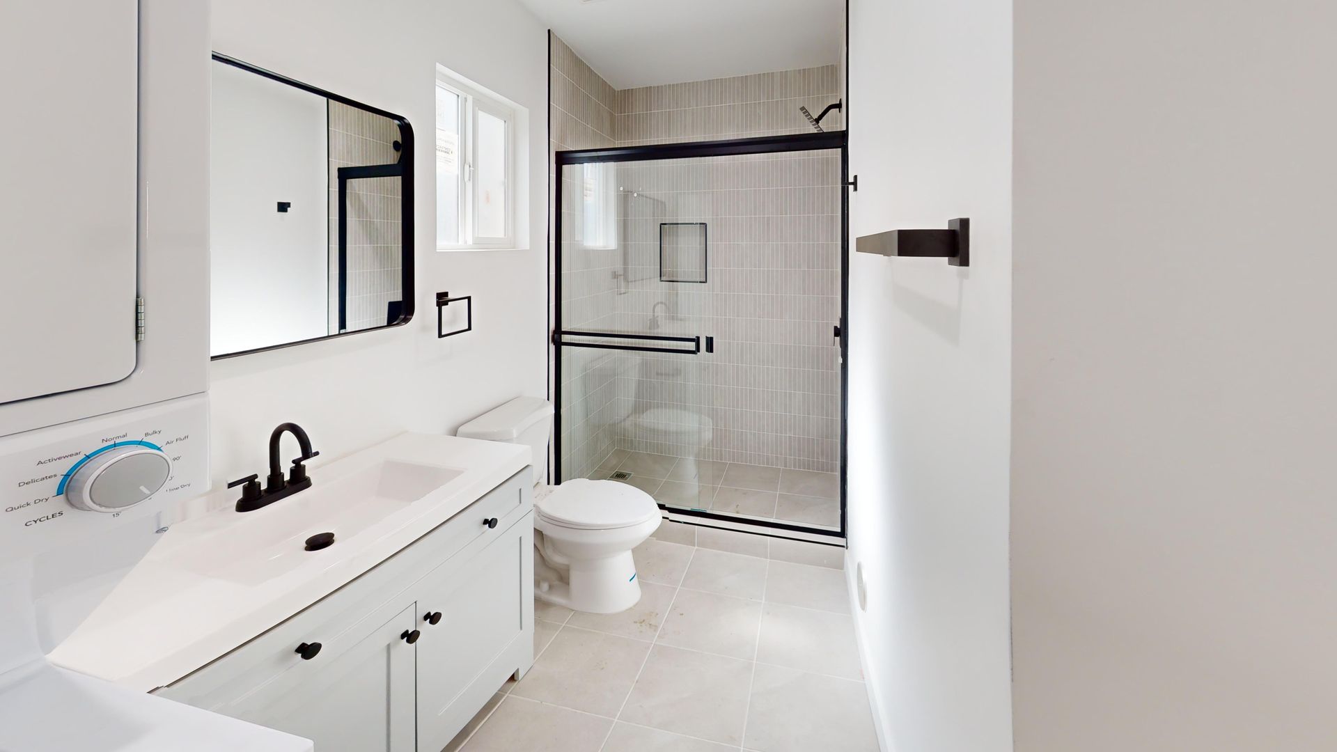 Los Angeles Apartment: 3215 W. 18th Street