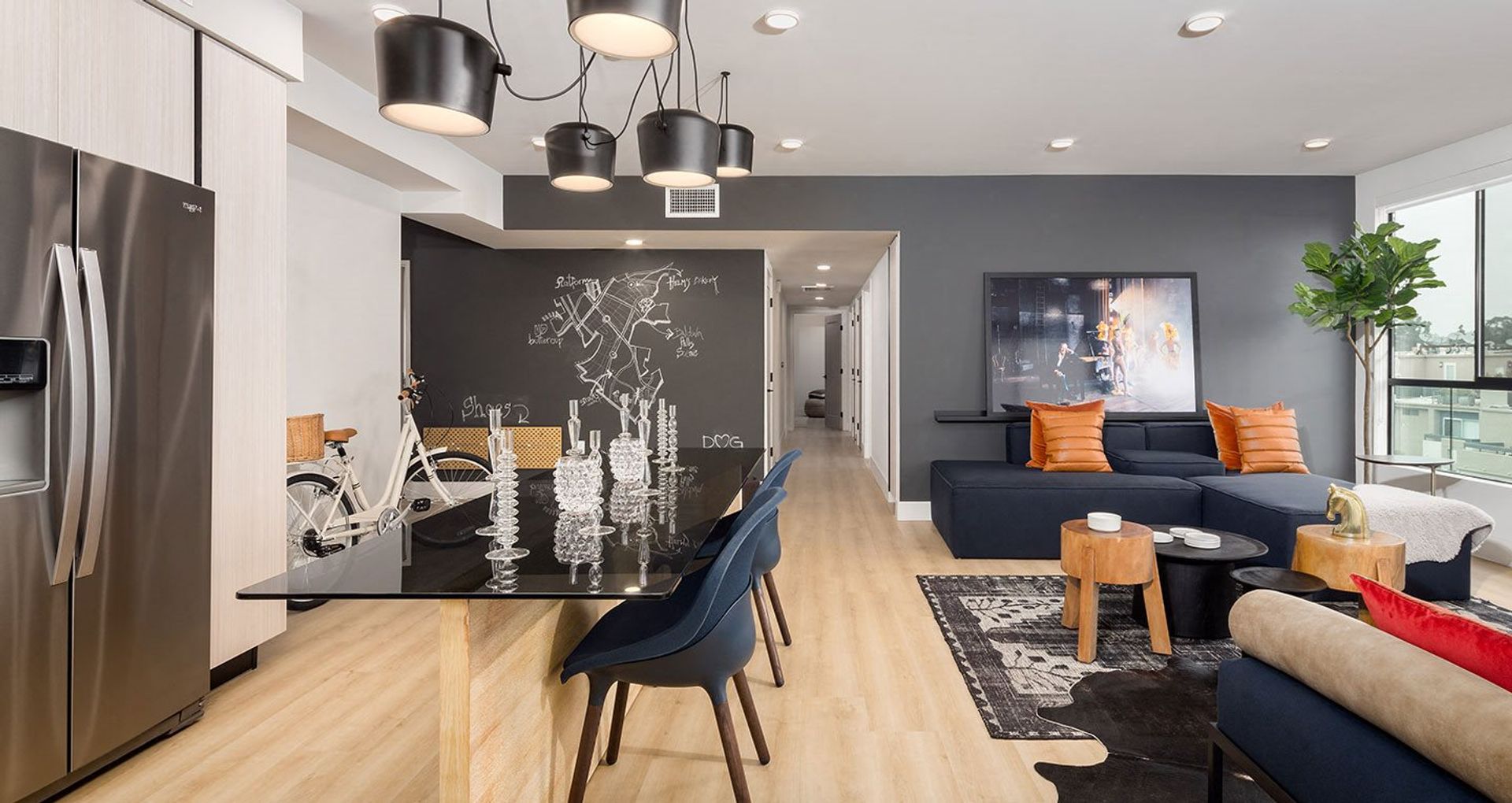 Los Angeles Apartment: 3675 Dunn Drive