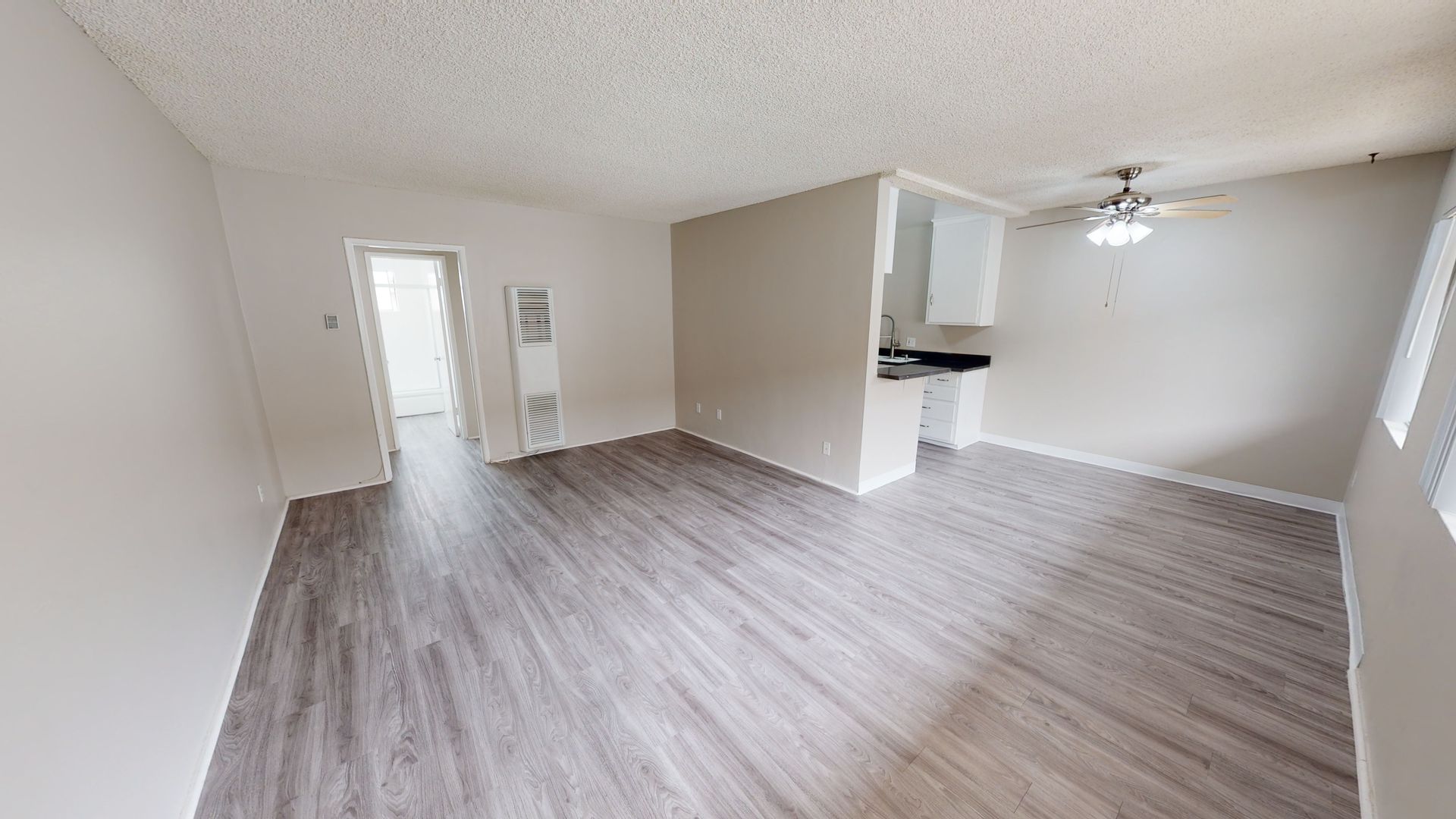 INGLEWOOD Apartment: 708 VENICE WAY