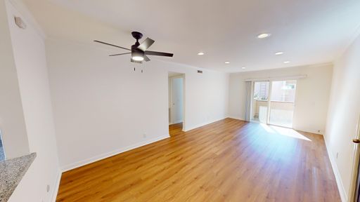 Charming West Hills Apartments – Your Perfect Retreat Awaits!