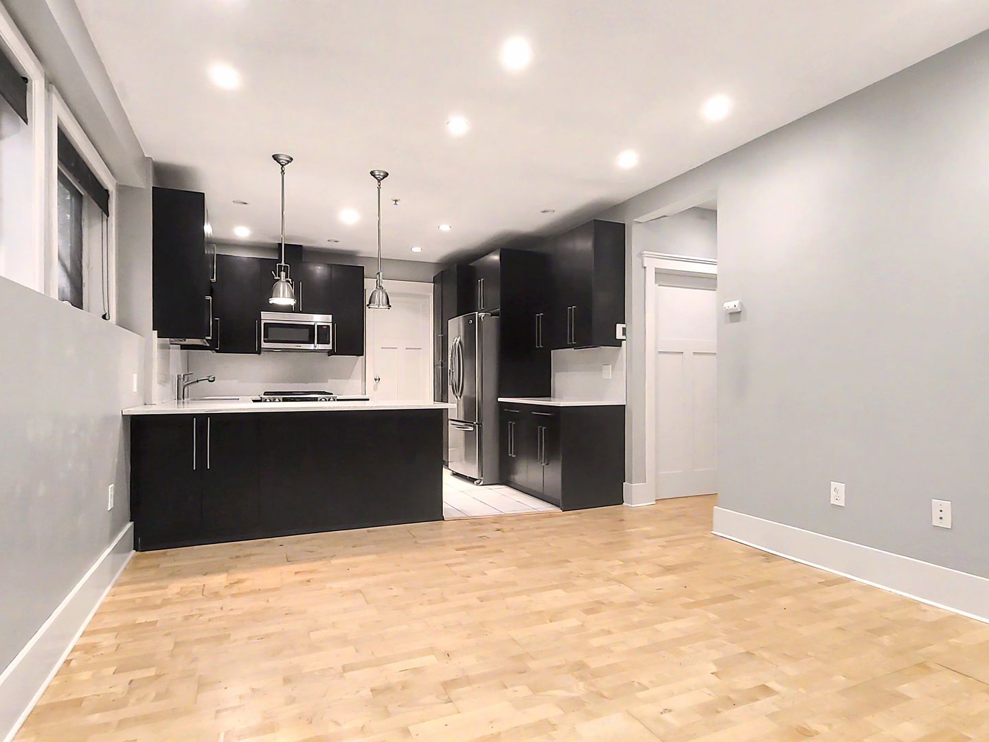 Seattle Apartment: 1014 E Denny Way  - B