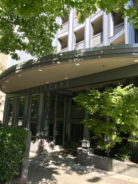 Seattle Condo: 1504 Aurora Ave N ONE OFF