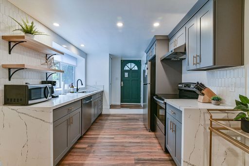 Stunning 1 bedroom 1 bathroom apartment in Queen Anne – photo 1