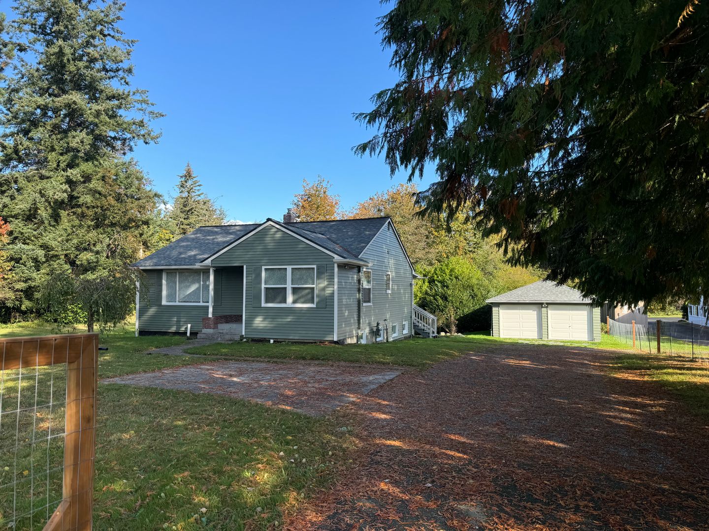 Renton House: 18626 116th Ave SE