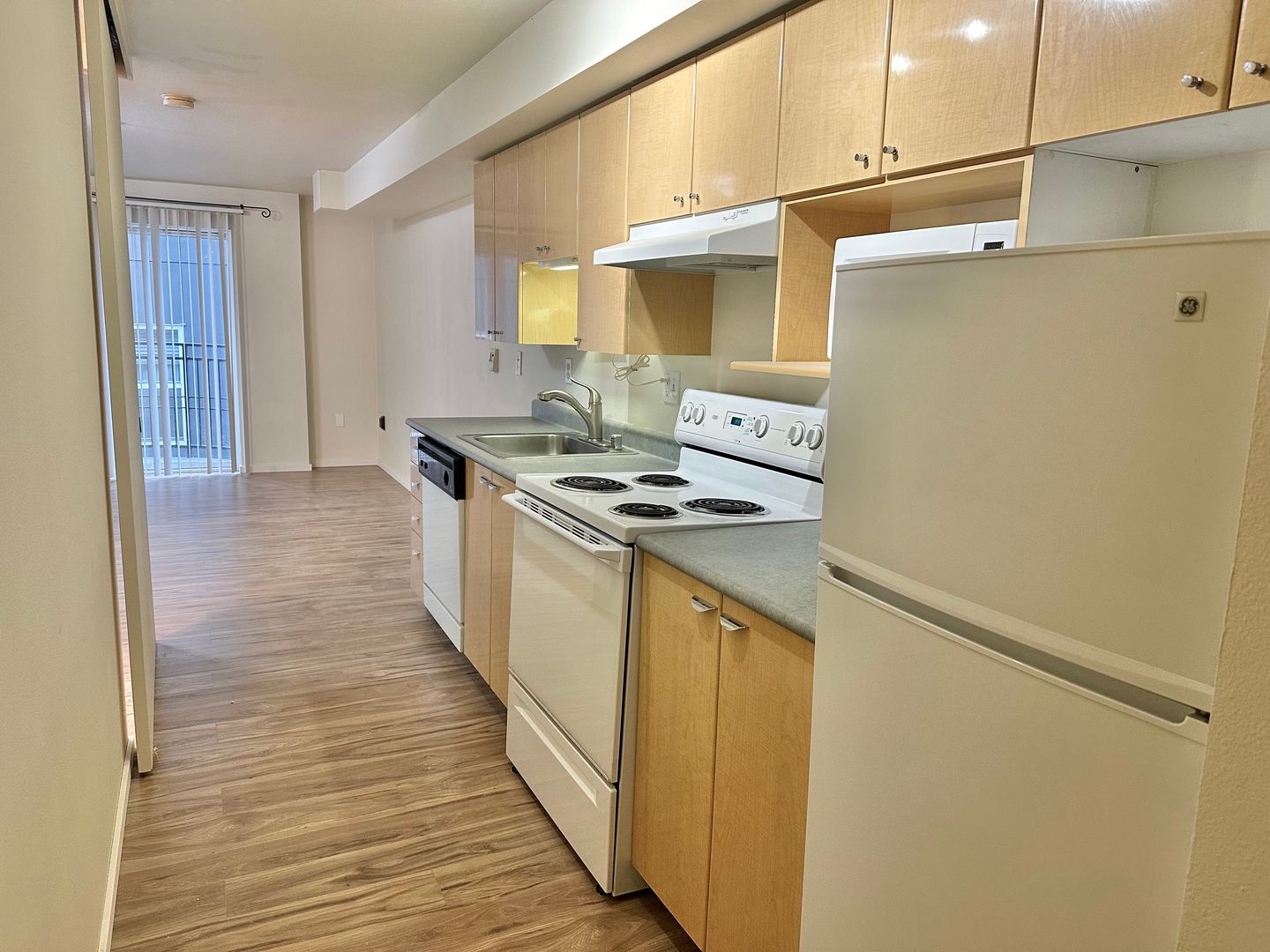 Seattle Condo: 425 Vine St #420