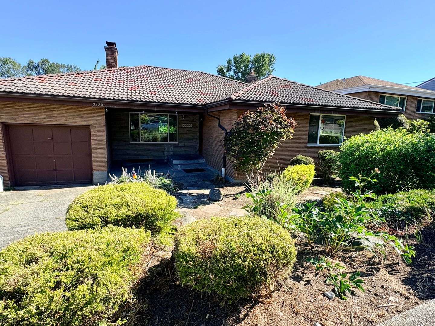 Seattle House: 2480 S Edmunds St