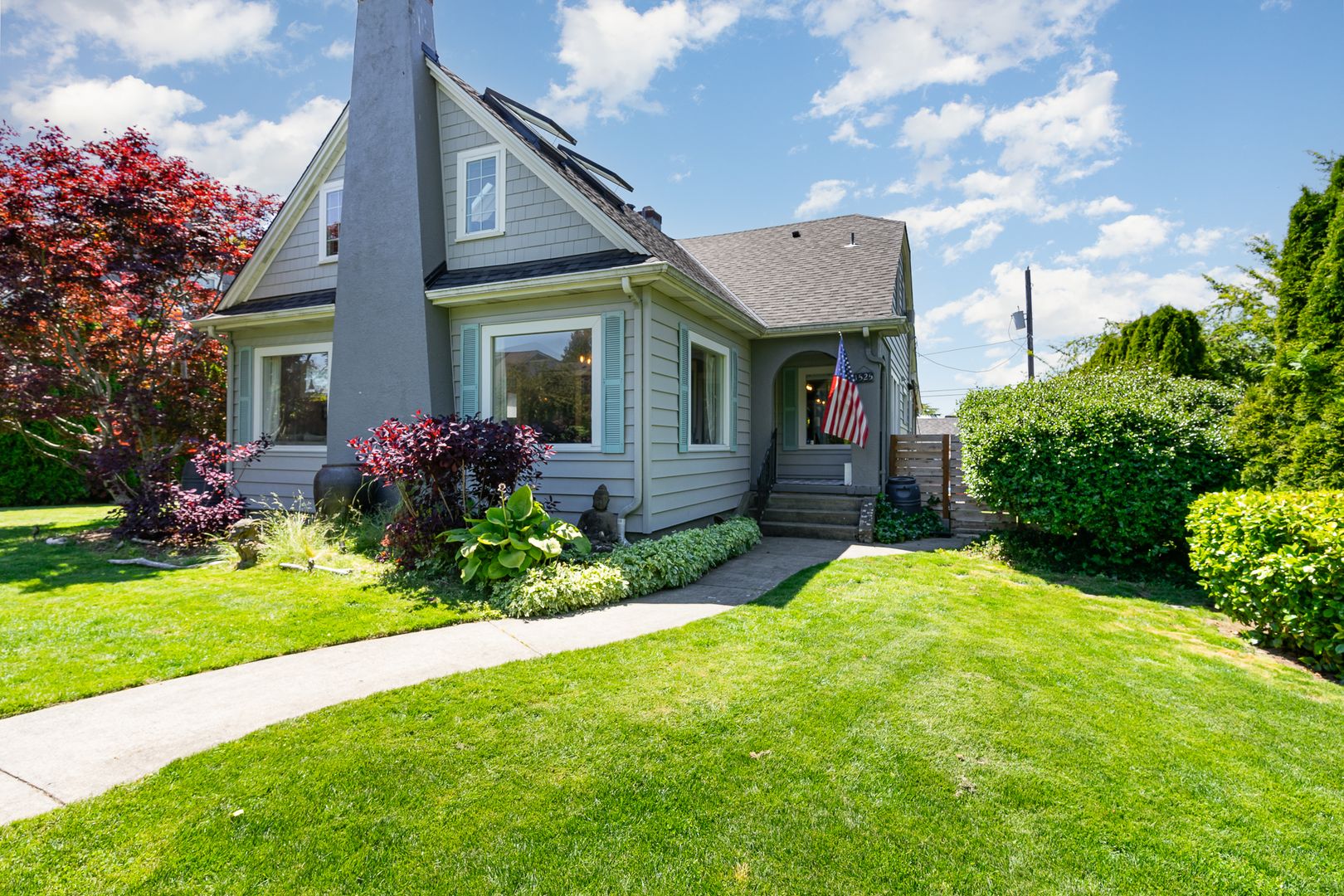 Seattle House: 1525 45th Ave SW