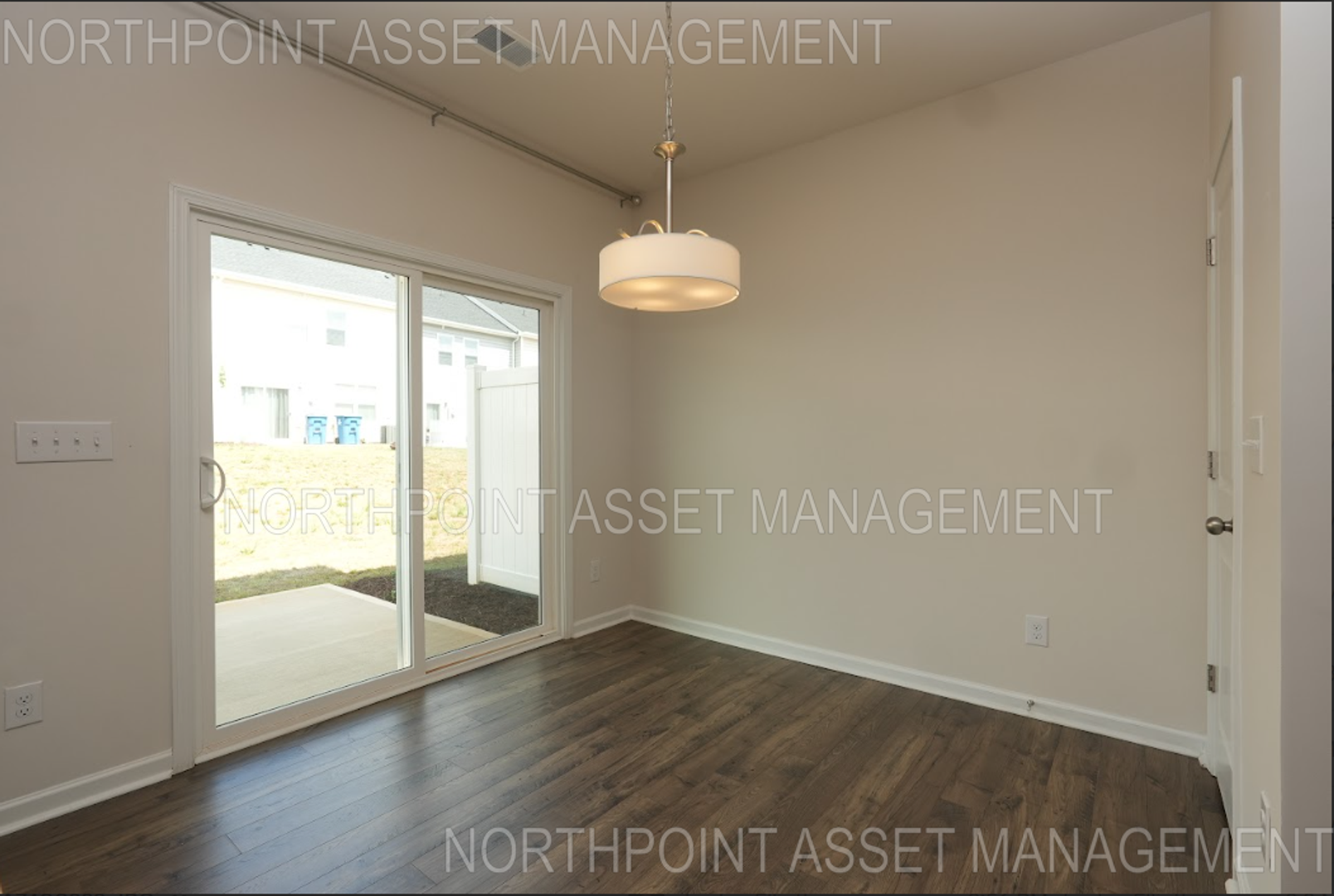 Terrell House: 3755 Yorkshire Pl