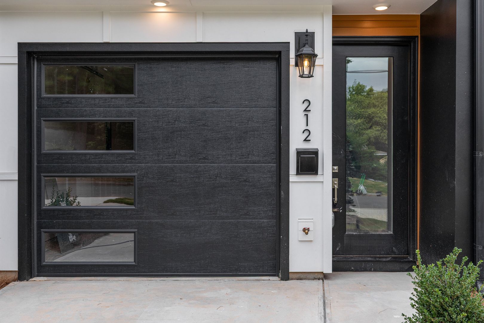 Charlotte Townhome: 212 Mattoon St