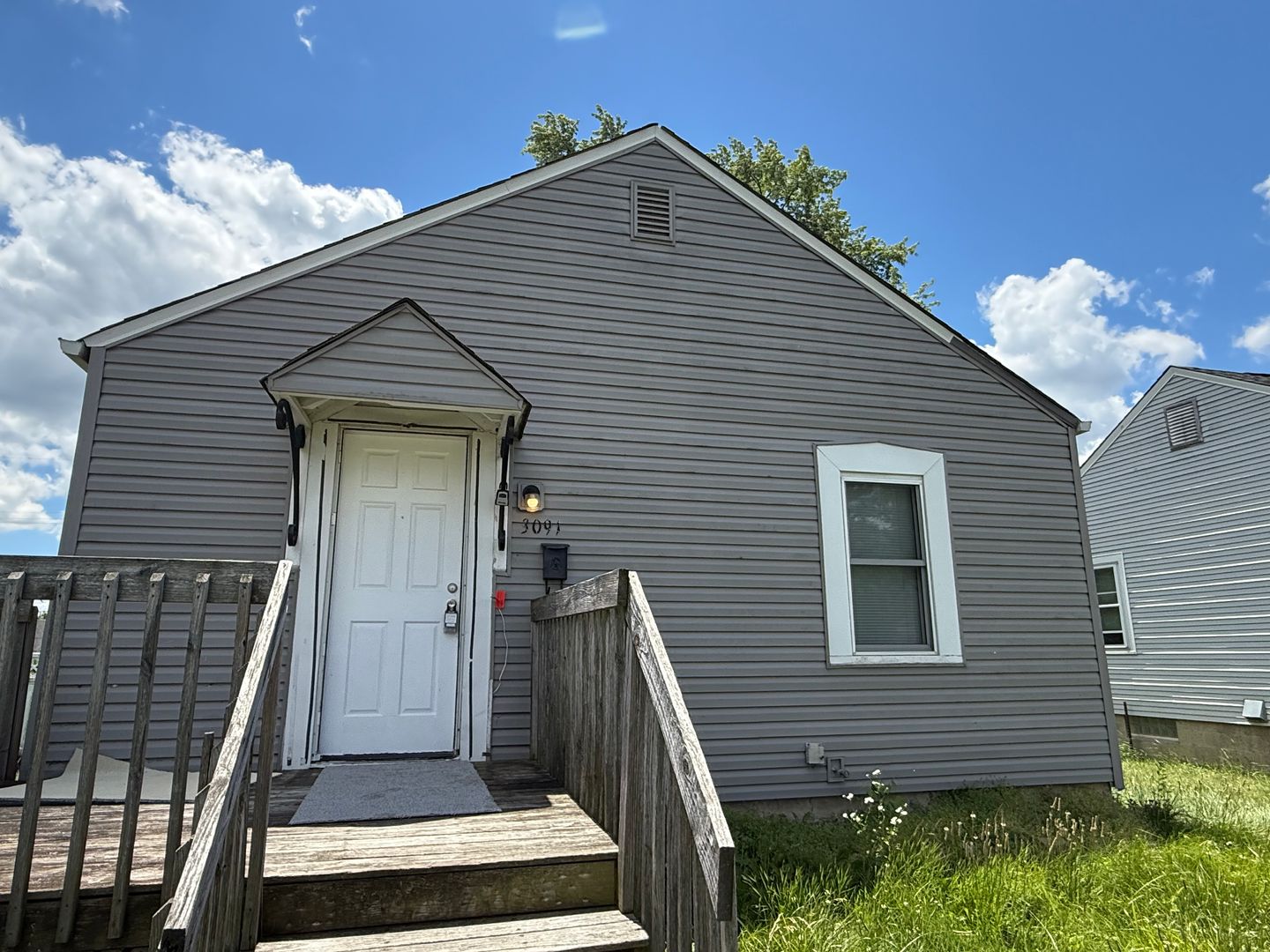 Columbus House: 3091 E 13th Ave