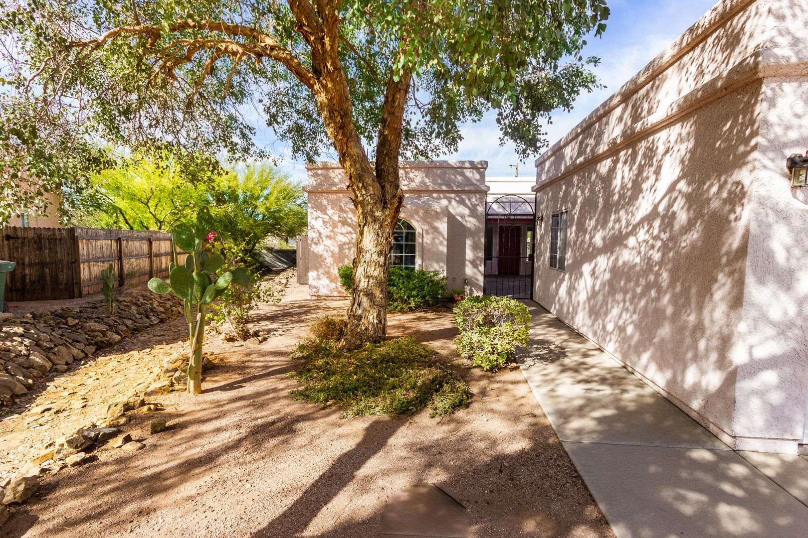 Tucson House: 3935 N Vine Tree Pl
