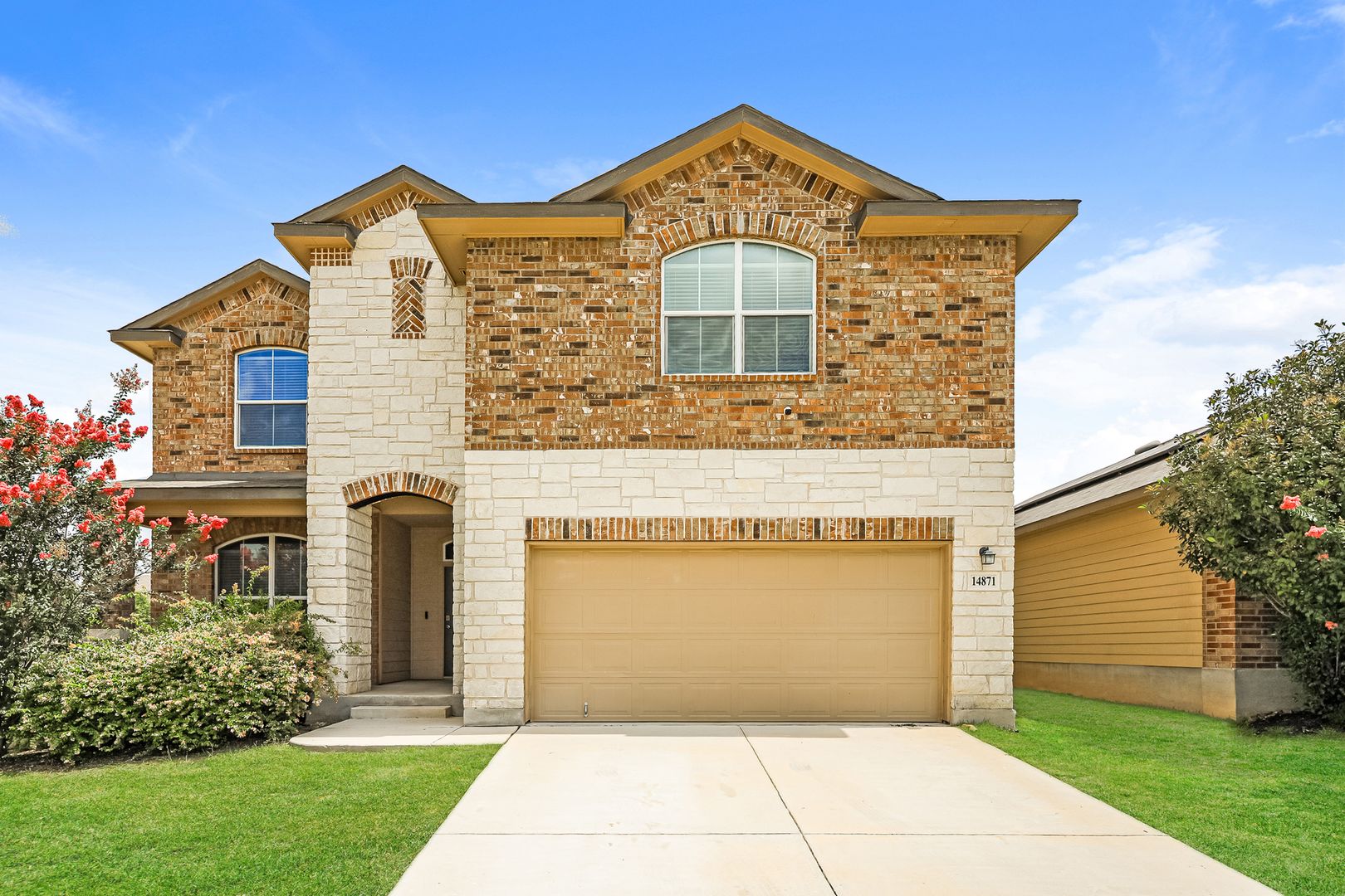 San Antonio House: 14871 Horned Lark