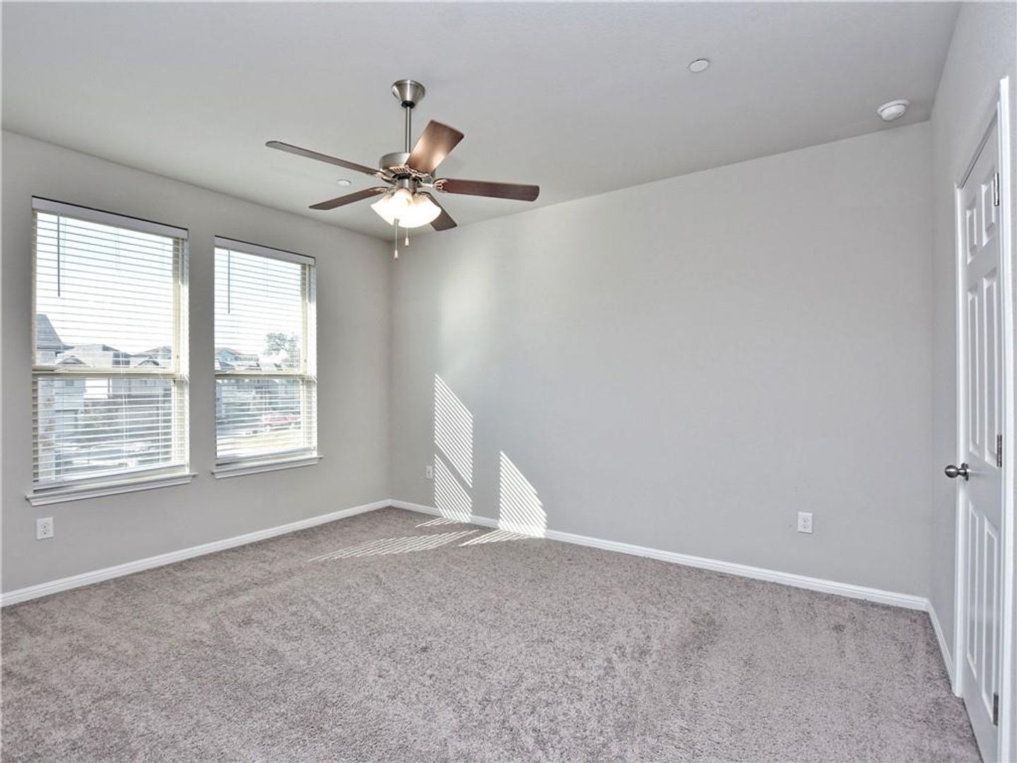 Cedar Park House: 3240 E Whitestone Blvd Unit 21