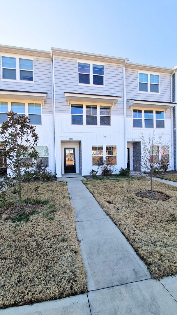 Mooresville Townhome: 229 Kennerly Ave