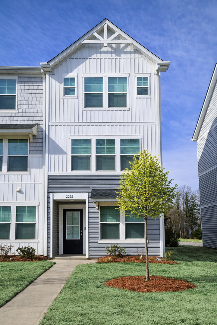 Mooresville Townhome: 229 Kennerly Ave