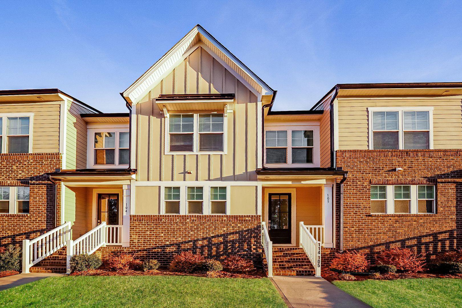 Mooresville Townhome: 120 Glencoe Ln