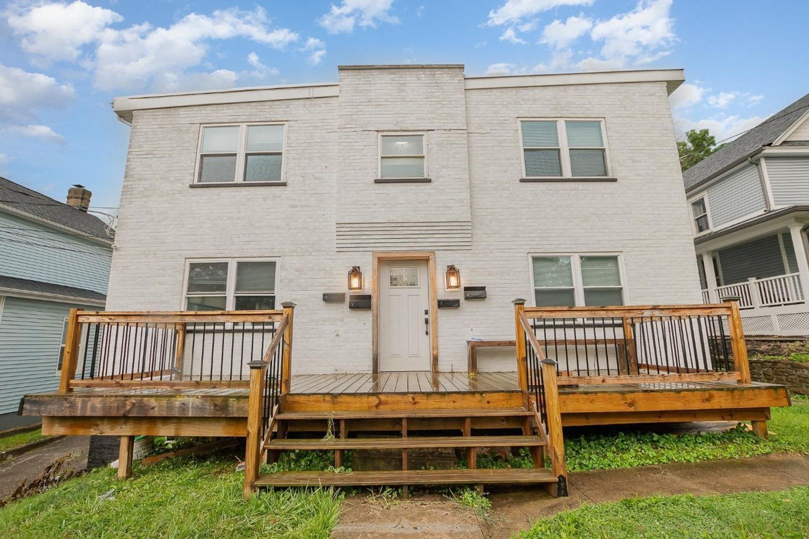Cincinnati Apartment: 5653 Bramble Ave