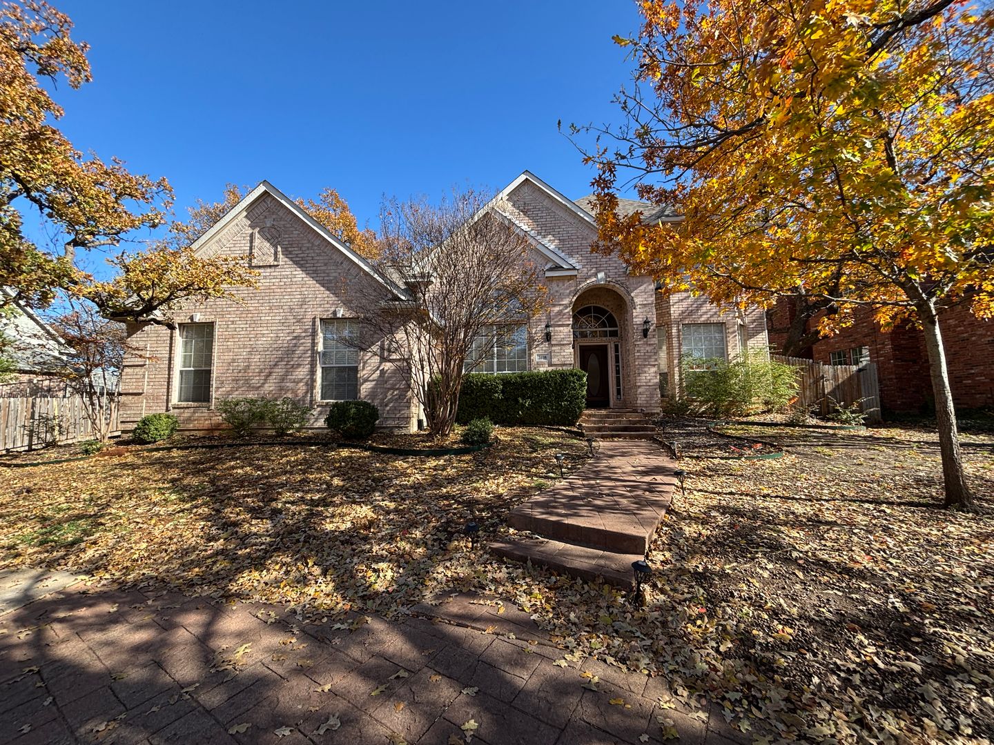 Grapevine House: 3408 Parr Rd