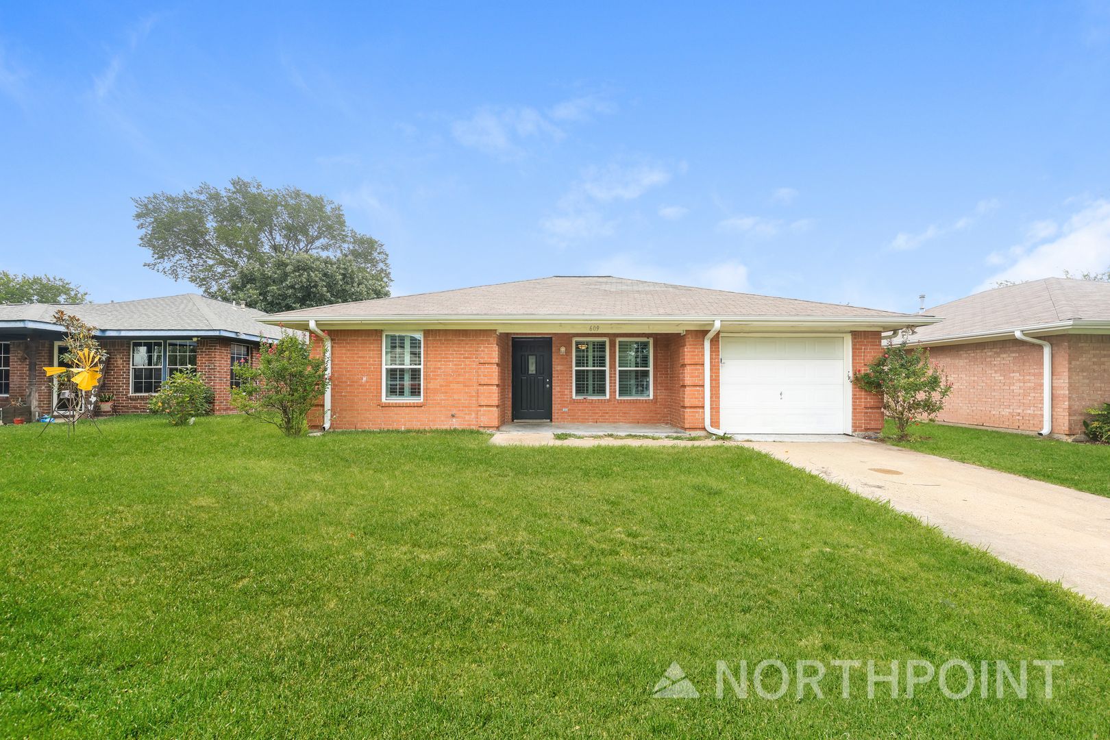 Forney House: 609 E Buffalo St