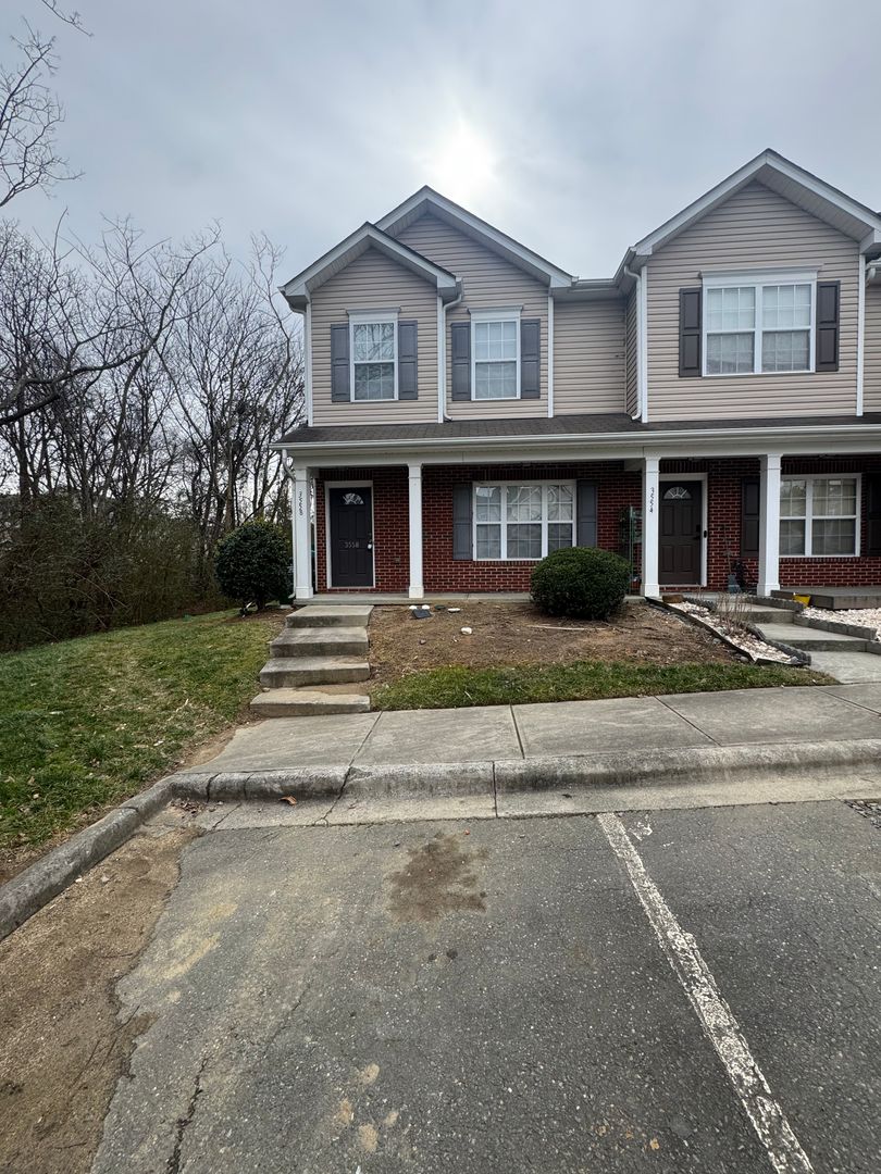 Charlotte Townhome: 3558 Calpella Ct