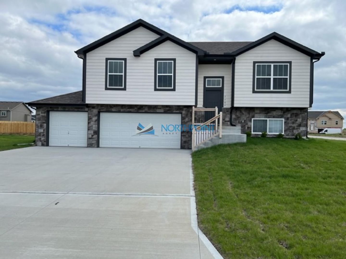 Oak Grove House: 1107 NW 4th St