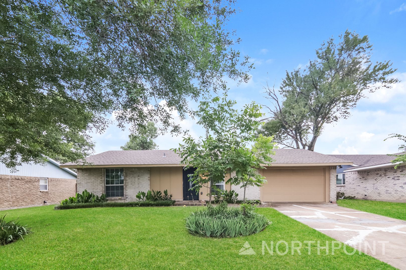 Mesquite House: 2722 Spiceberry Ln
