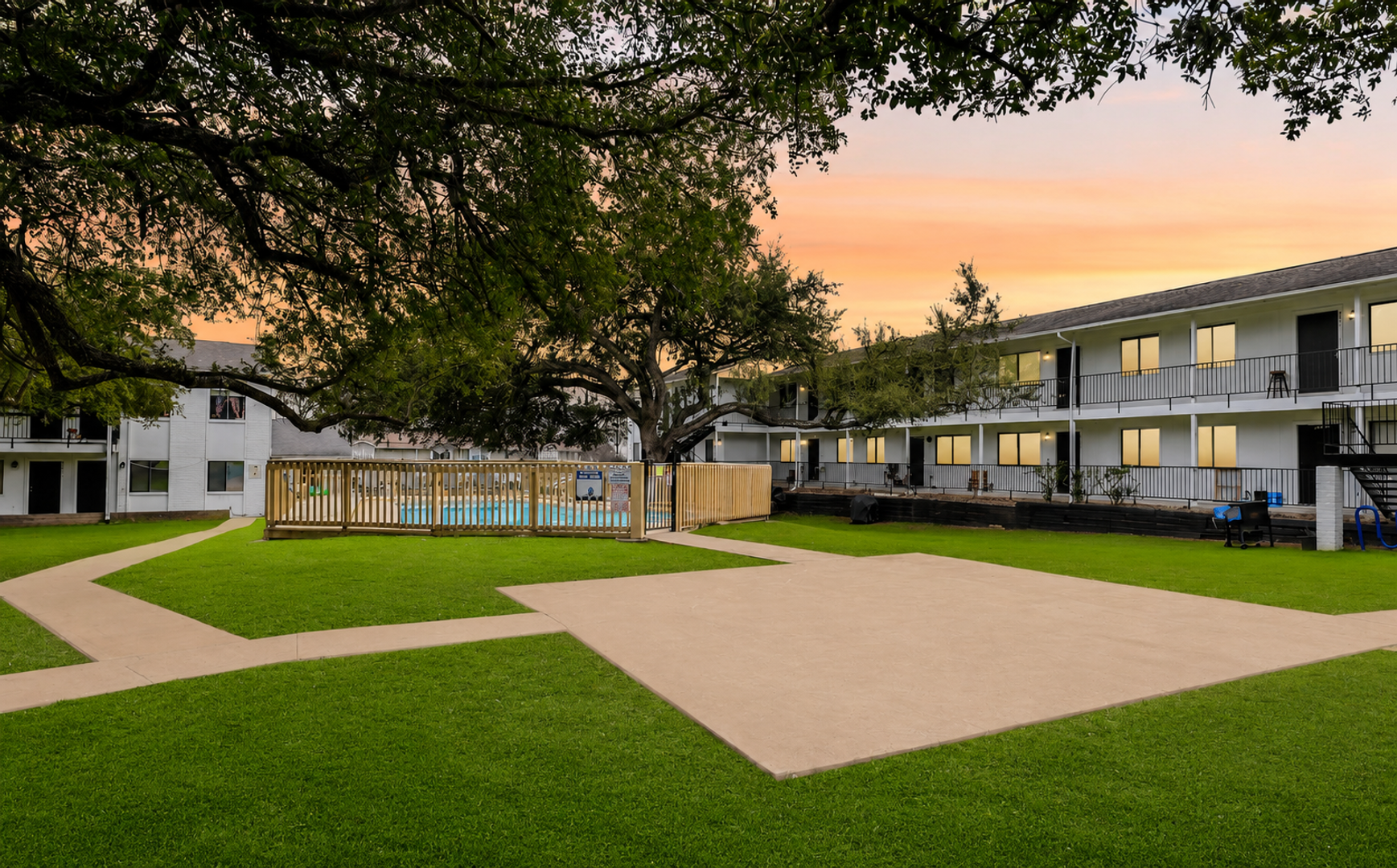 Austin Apartment: 2201 W William Cannon Dr