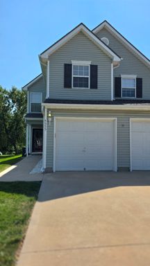 3-Bedroom, 2.5 Bath Single Family for Rent in Kansas City, MO | Attached Garage & Modern Kitchen – photo 1