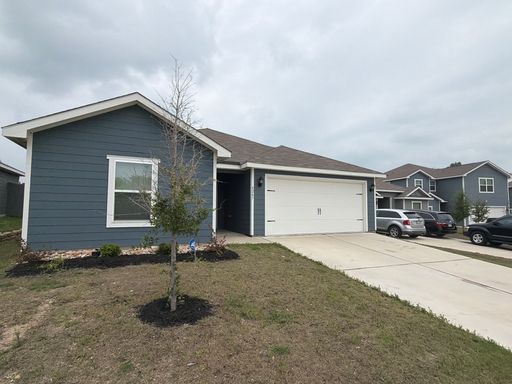 **Move In Special!!! Move In By 9/8 for $500 Off 2nd Month Rent!** – photo 1